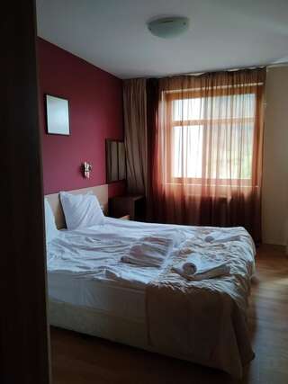 Курортные отели Redenka Holiday Club Банско Апартаменты с 2 спальнями (для 4 взрослых и 1 ребенка до 5 лет)-2
